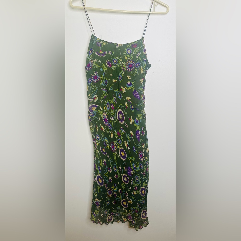 Max & DG 100% Silk Green Floral Slip
Dress - Size 4